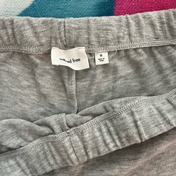 Aritzia TNA lounge pants - Picture 3 of 3